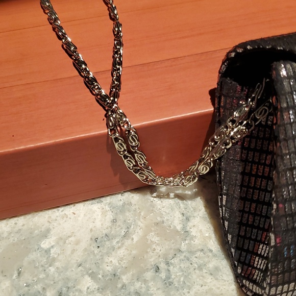 Silver/ Pewter Hard-shell Evening Clutch - Picture 2 of 5